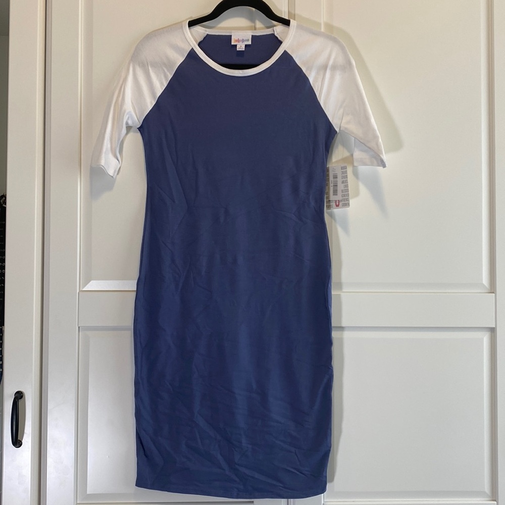 LuLaRoe Julia size Small